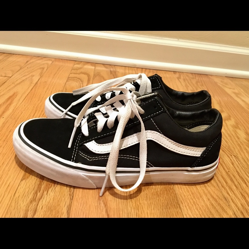 Black Vans Old Skools